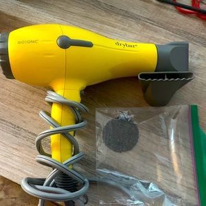 Drybar blowdryer